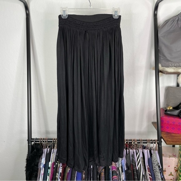 Jane Ashley Sequin Embellished Black Gypsy Circle Skirt - Picture 5 of 6